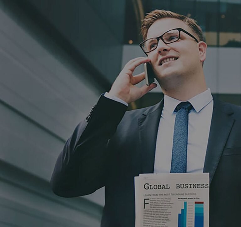 إدارة المشاريع الكبرى بما في ذلك مشاريع البنية التحتية والمرافق العامة لضمان تنفيذها وفق أفضل المعايير العالمية